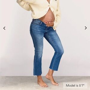 Hatch Crop Maternity Jeans size 30 raw hem / below the bump / stretchy